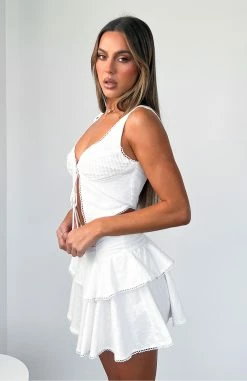 Turn Heads Mini Skirt White -whitefox shop PLAYING ME TOP TURN HEADS MINI SKIRT 05.07.23 03